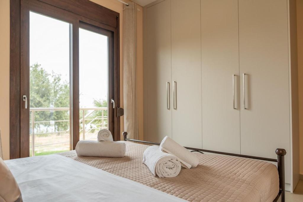 Terra Blue Suites - Dimitra Kalyves Exterior photo